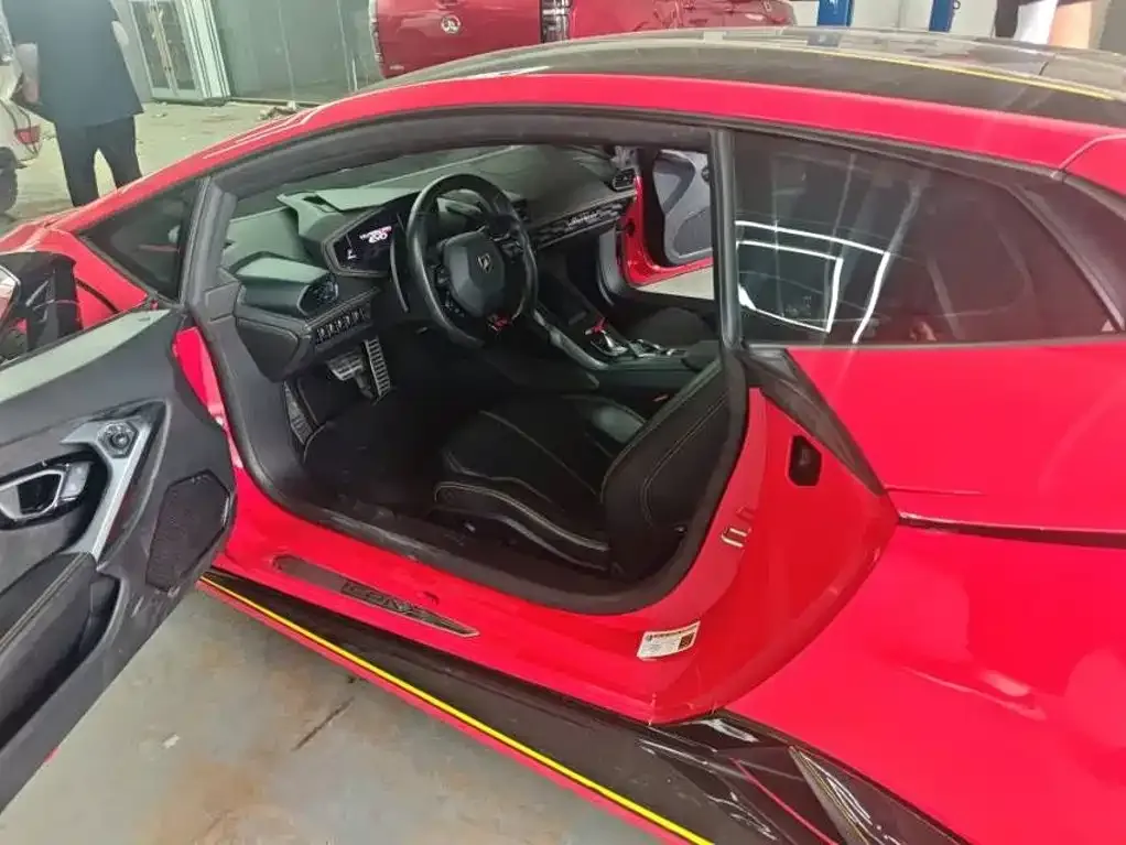 Lamborghini Huracan — фото 6