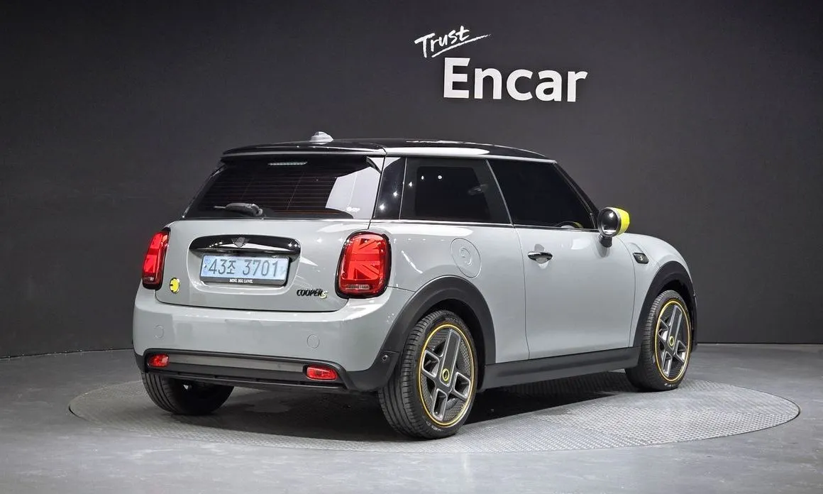 Mini Cooper 2023 из KR, фото 5