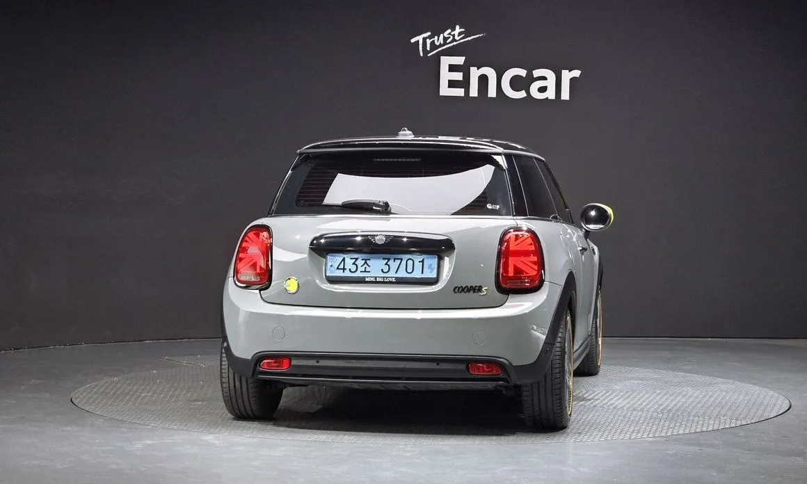 Mini Cooper 2023 из KR, фото 4