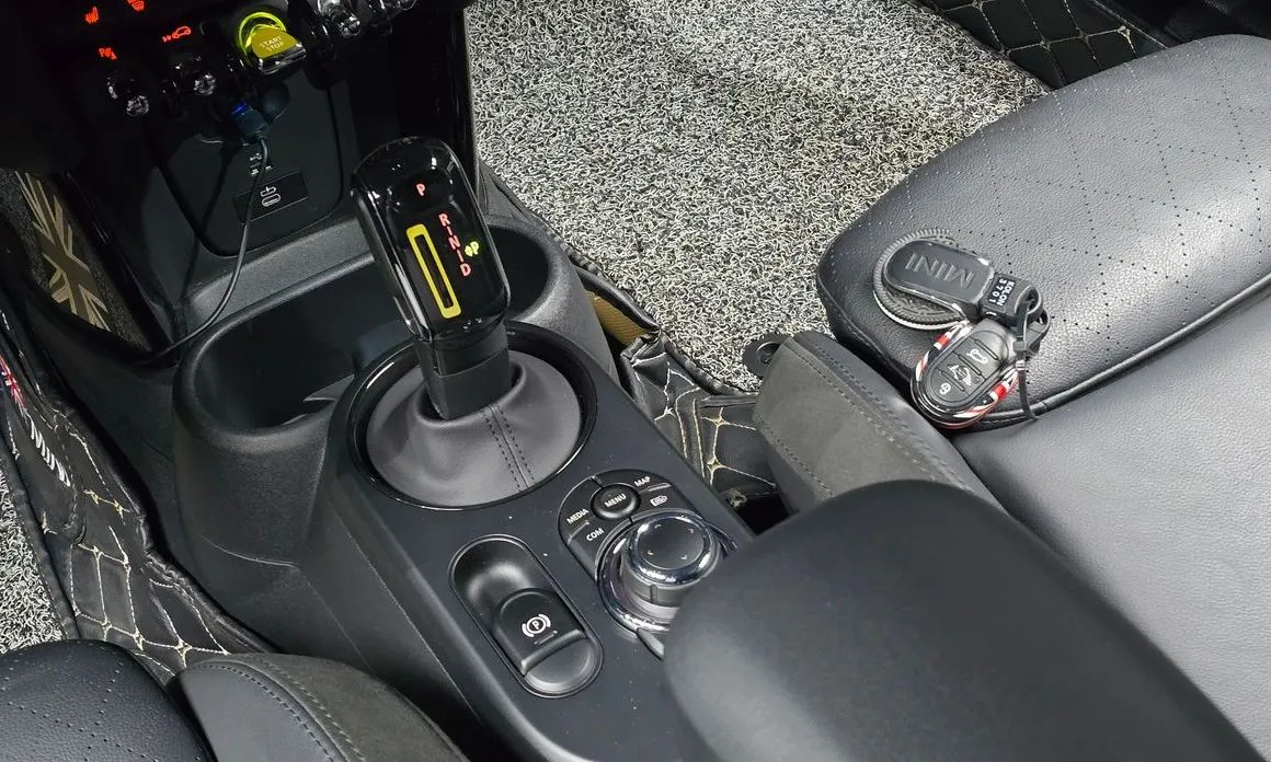 Mini Cooper 2023 из KR, фото 10