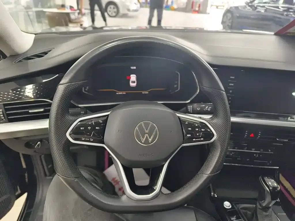 Volkswagen Passat — фото 4