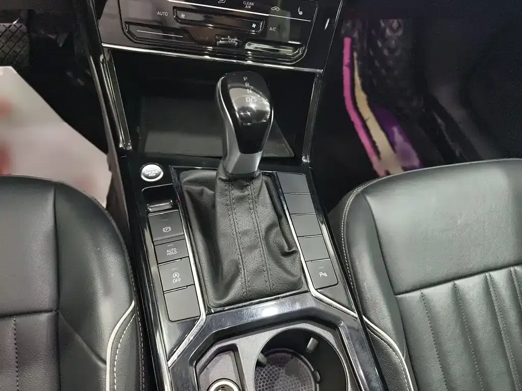 Volkswagen Passat — фото 9