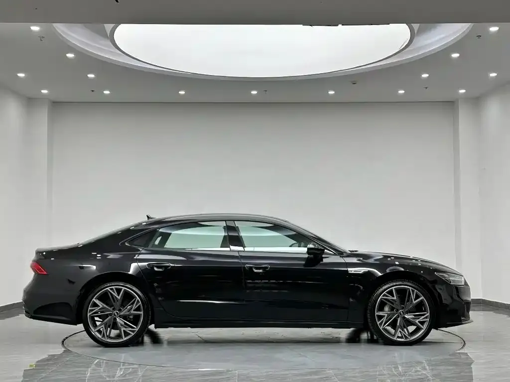 Audi A7L — фото 4