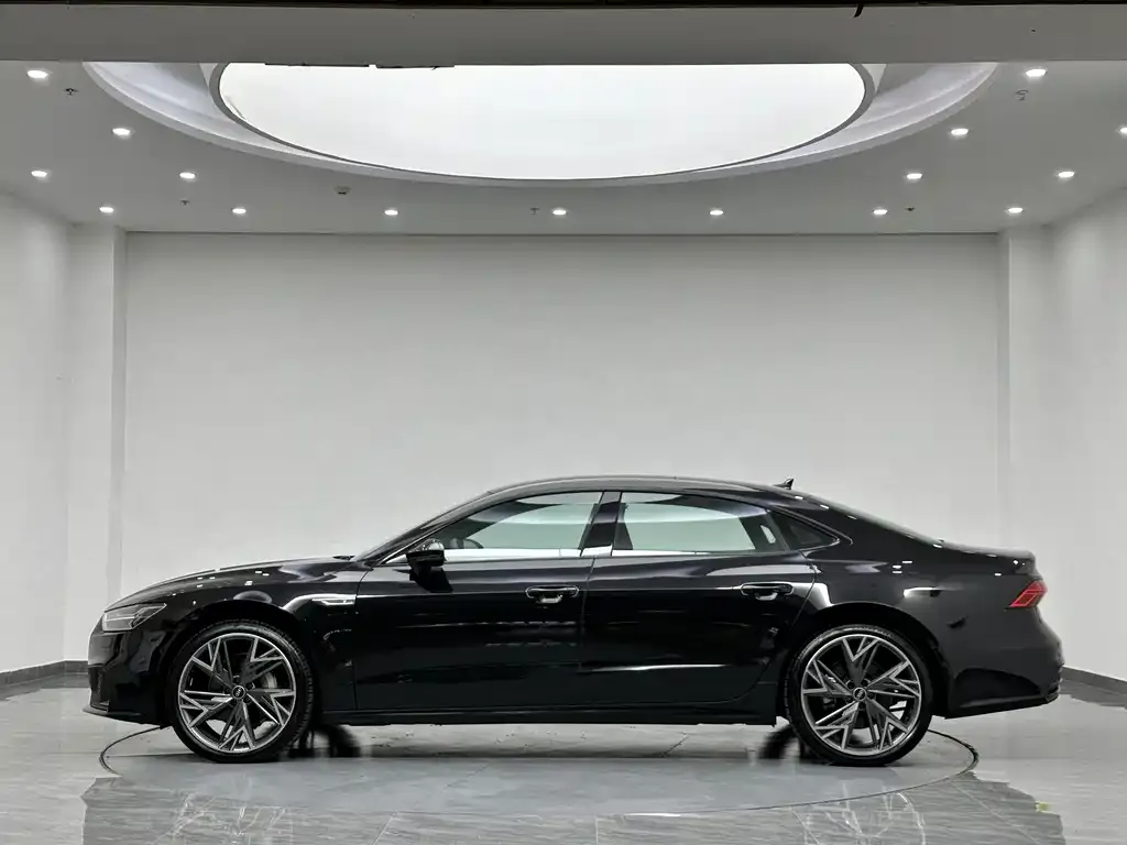 Audi A7L — фото 3
