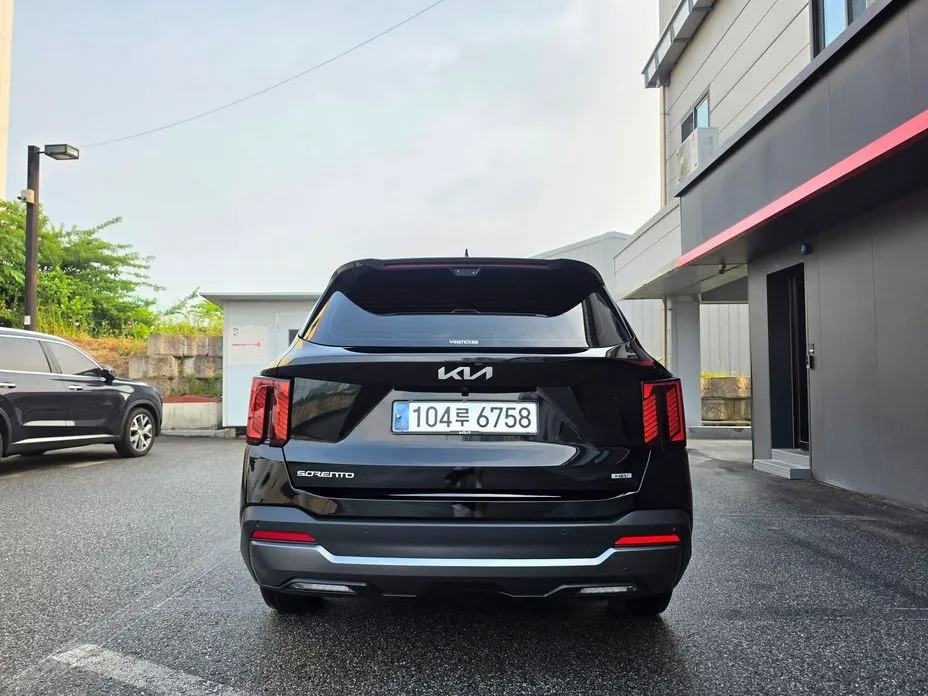 Kia Sorento — фото 5