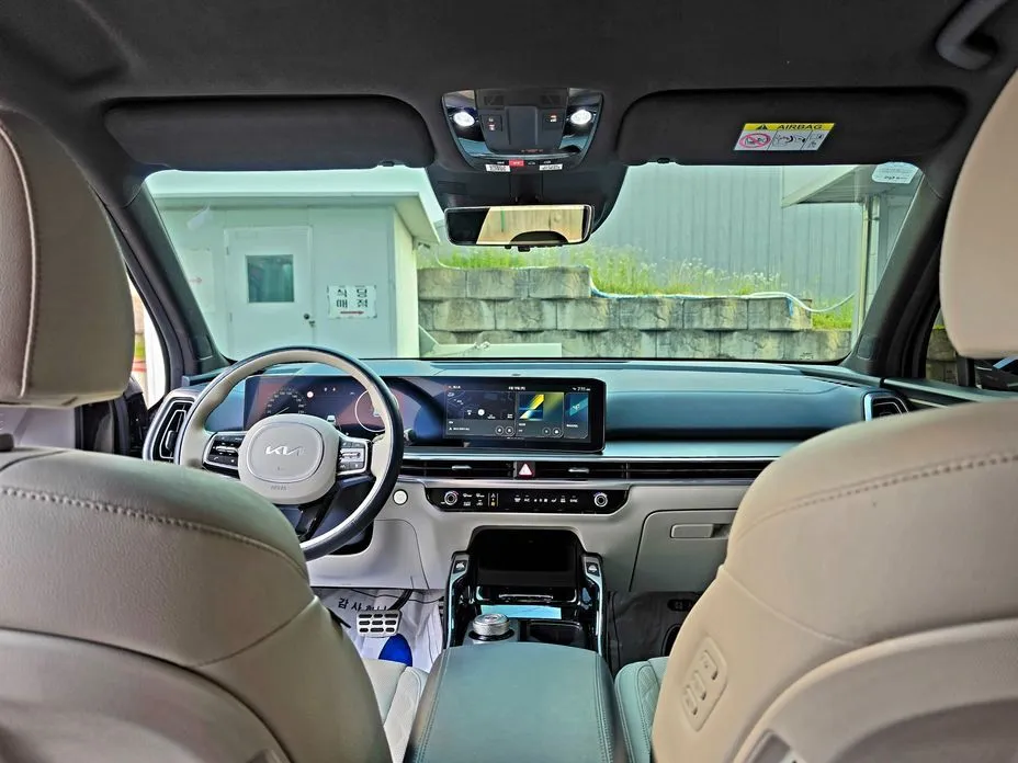 Kia Sorento — фото 7