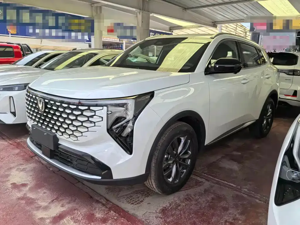 Changan CS55PLUS — фото 1