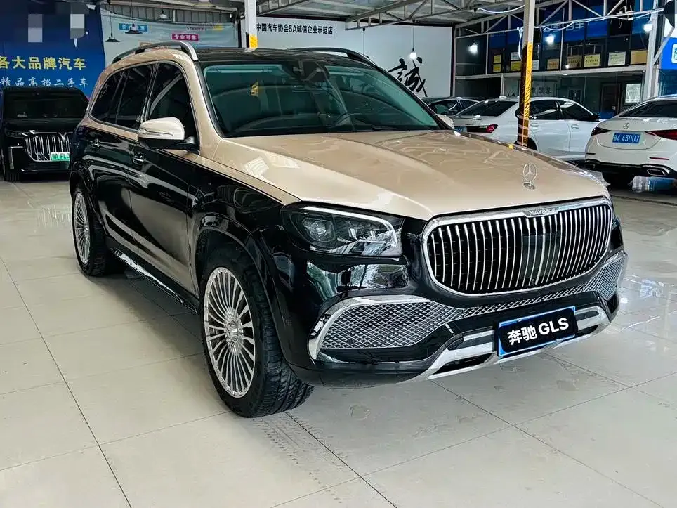 Mercedes-Benz GLS — фото 7