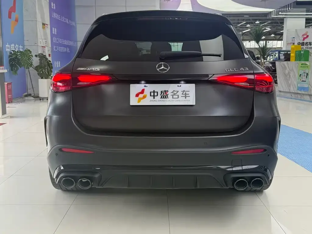 Mercedes-Benz GLC AMG — фото 7