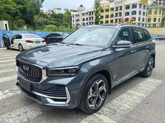 Geely Xingyue L — фото 1