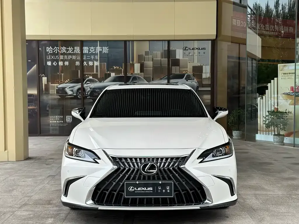 Lexus ES — фото 2