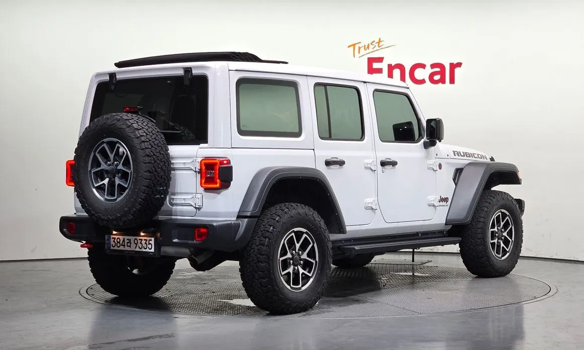 Jeep Wrangler — фото 2