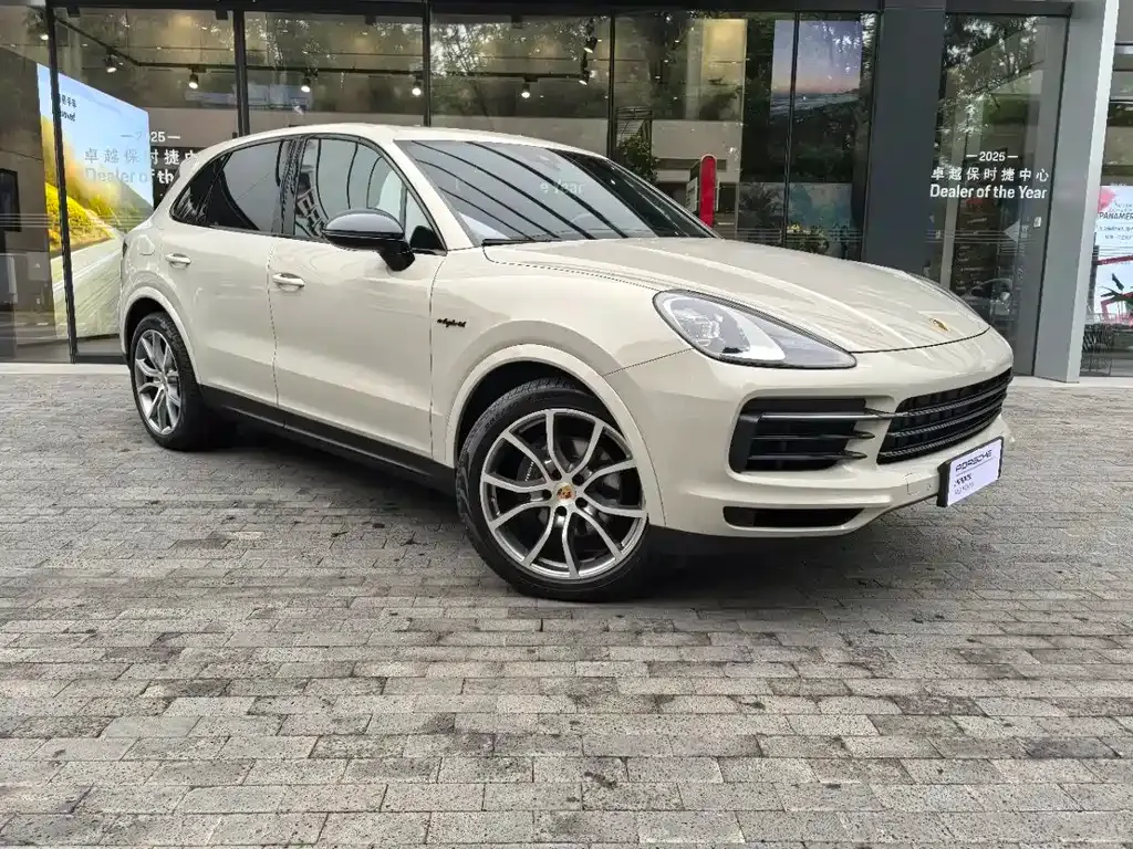 Porsche Cayenne Hybrid — фото 3