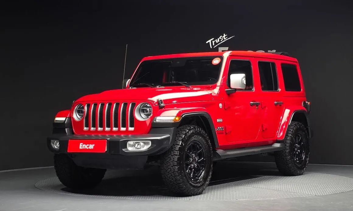 Jeep Wrangler — фото 1