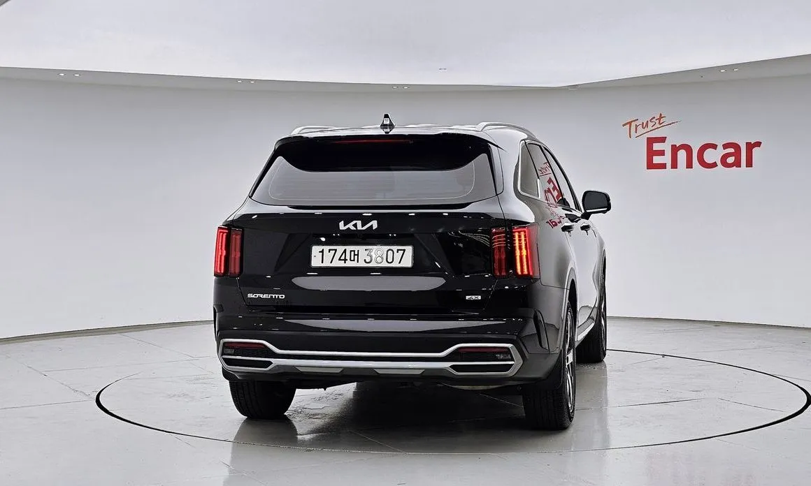 Kia Sorento — фото 4