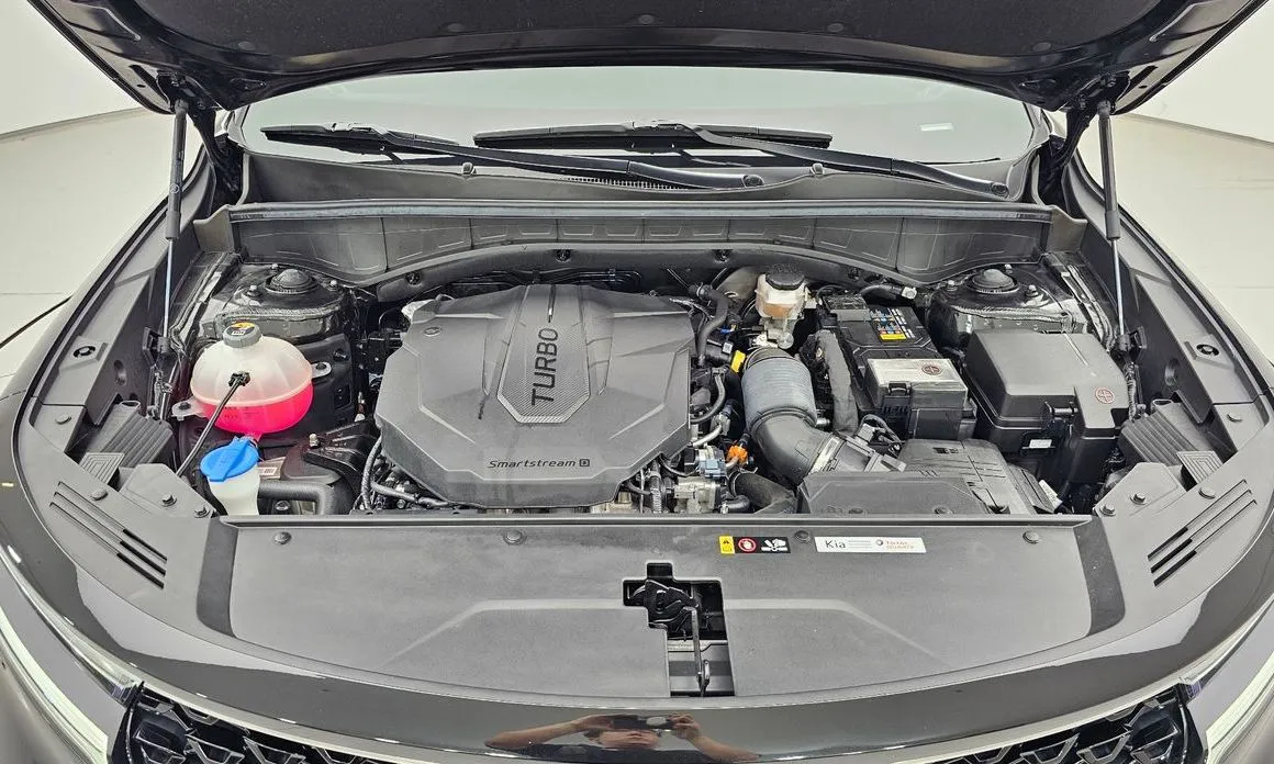 Kia Sorento — фото 9