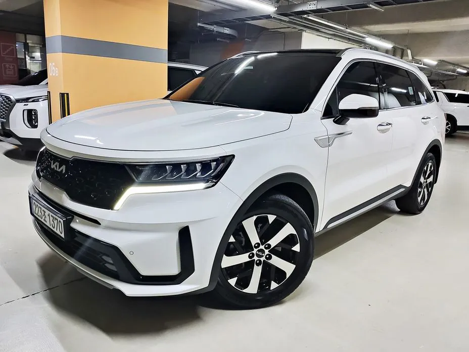 Kia Sorento — фото 4