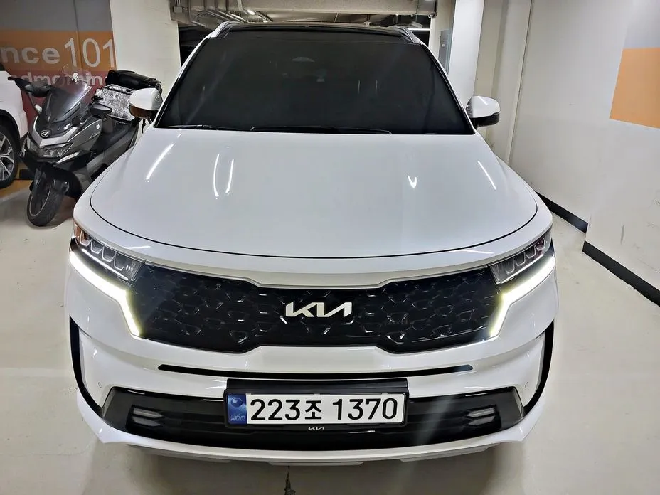 Kia Sorento — фото 9