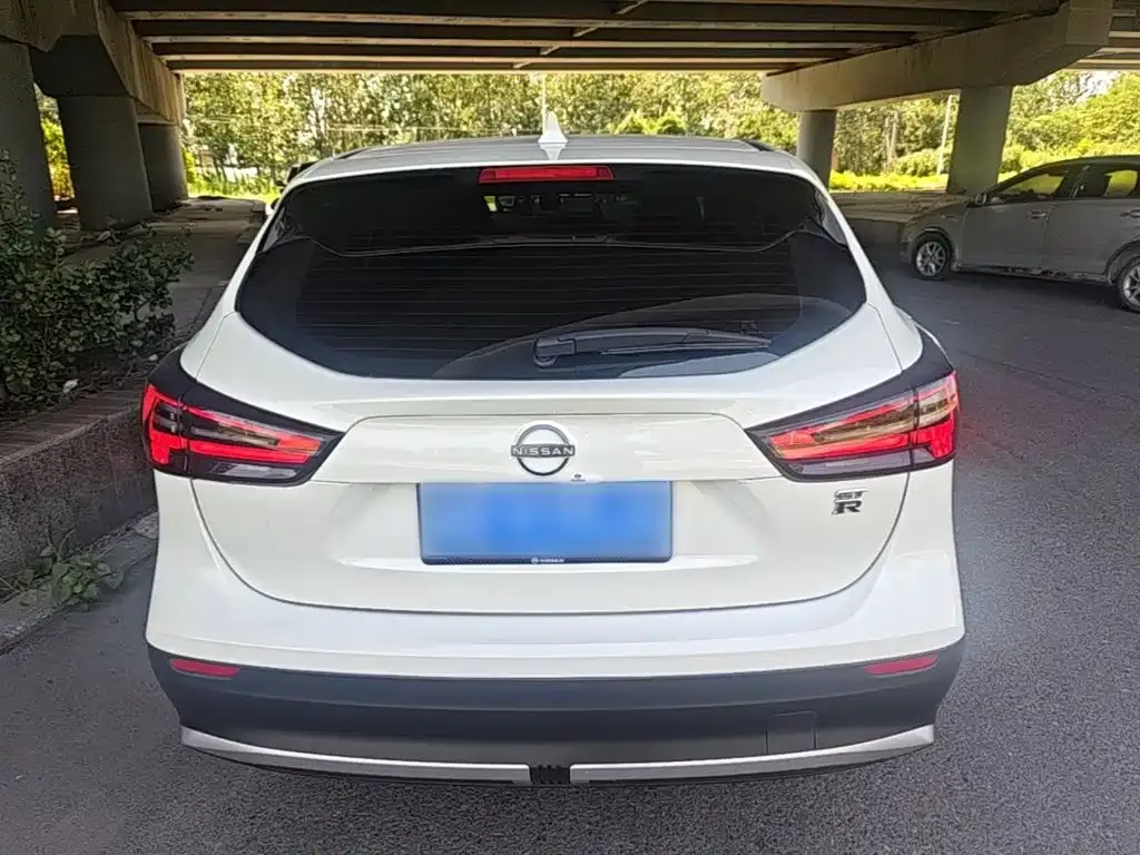 Nissan Qashqai — фото 5