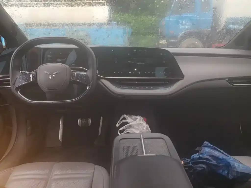 Hongqi EH7 — фото 2