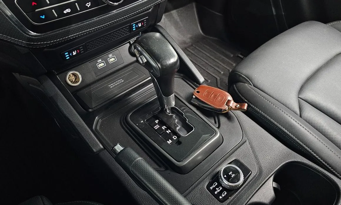 KG Mobility (Ssangyong) Rexton — фото 6
