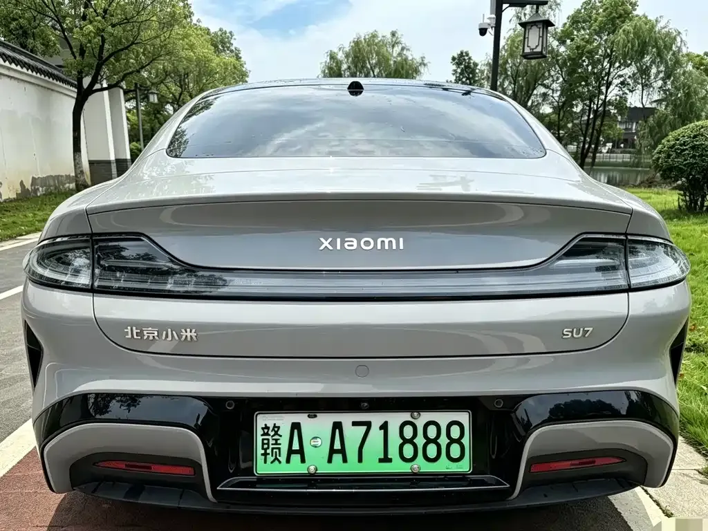 Xiaomi SU7 — фото 3