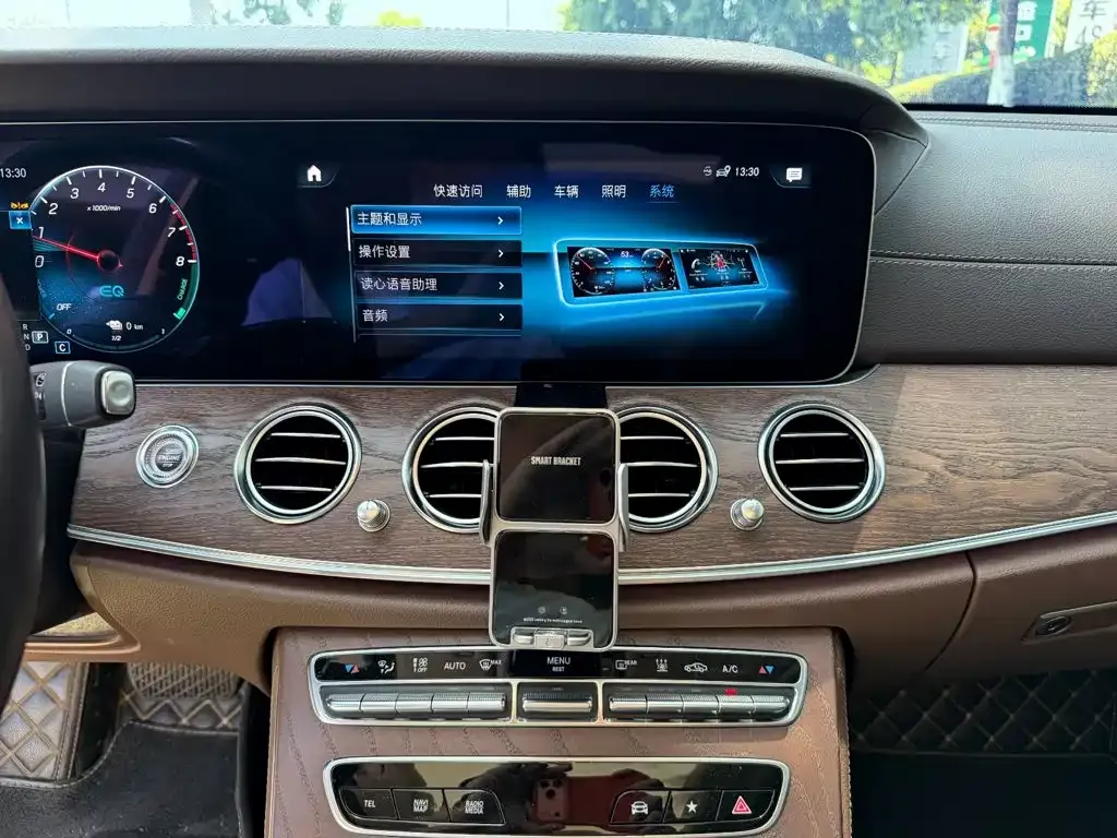 Mercedes-Benz E-Class New Energy — фото 5