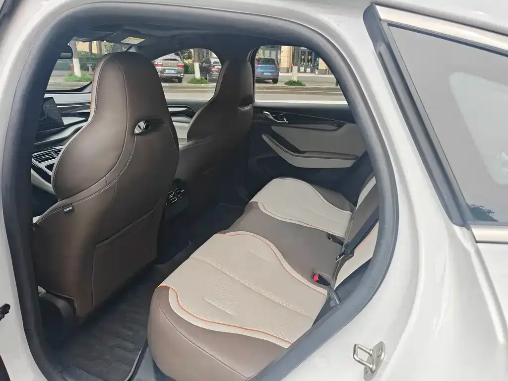 BYD Qin PLUS 2024 из CN, фото 3