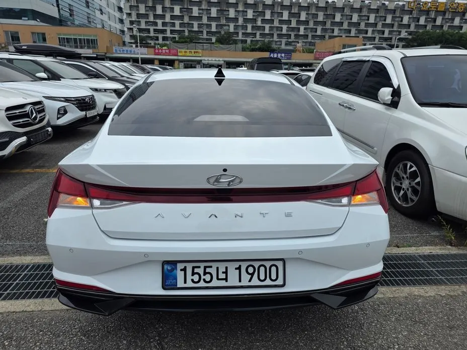 Hyundai AVANTE — фото 4