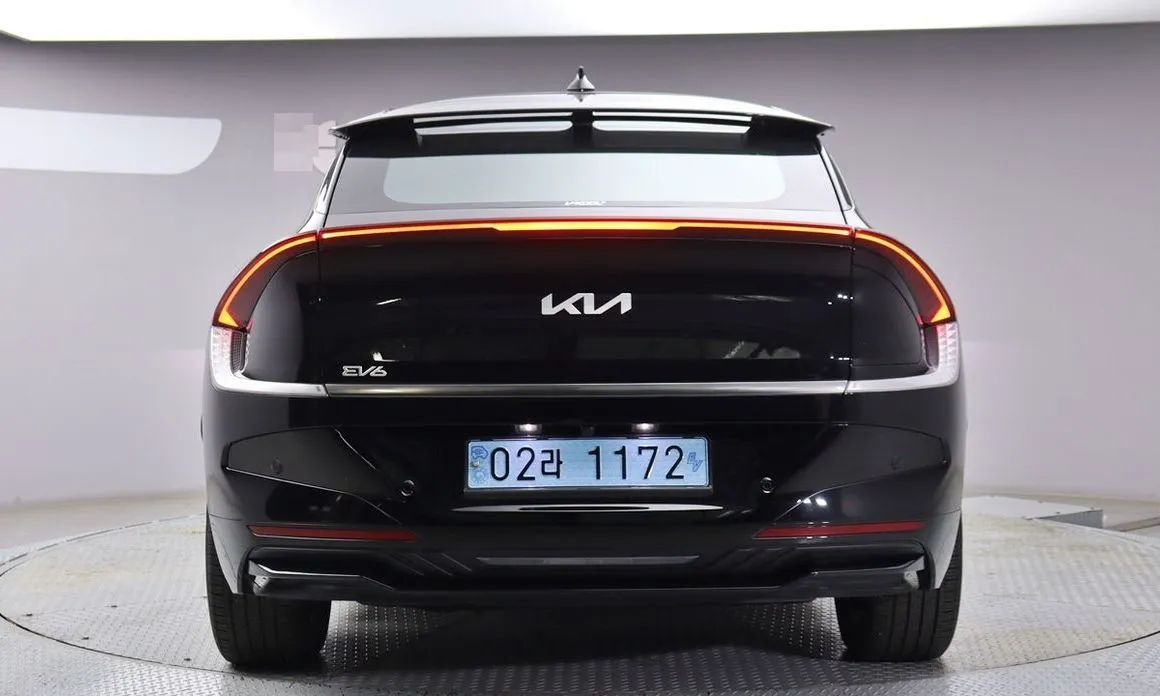 Kia EV6 — фото 7