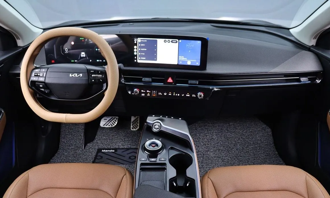 Kia EV6 — фото 10