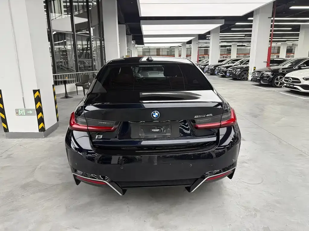 BMW i3 — фото 3