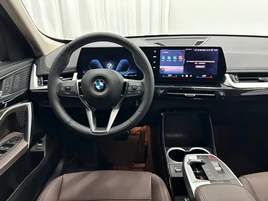 BMW X1 — фото 10