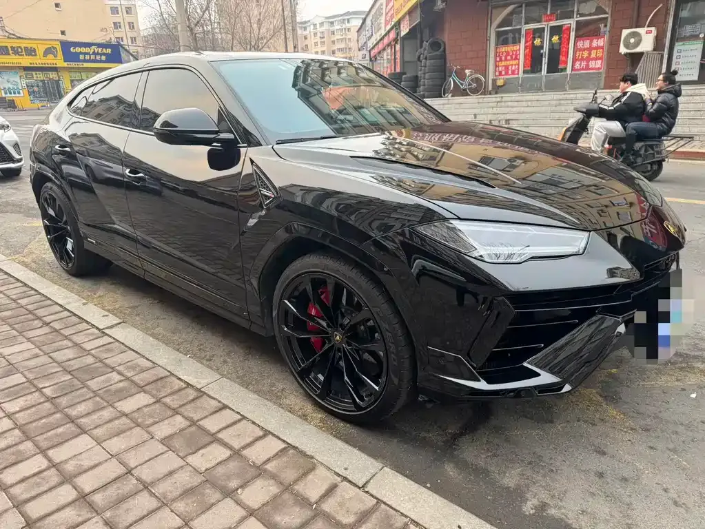 Lamborghini Urus — фото 5