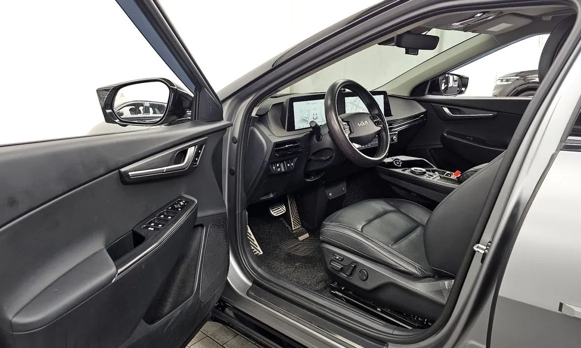 Kia EV6 — фото 6