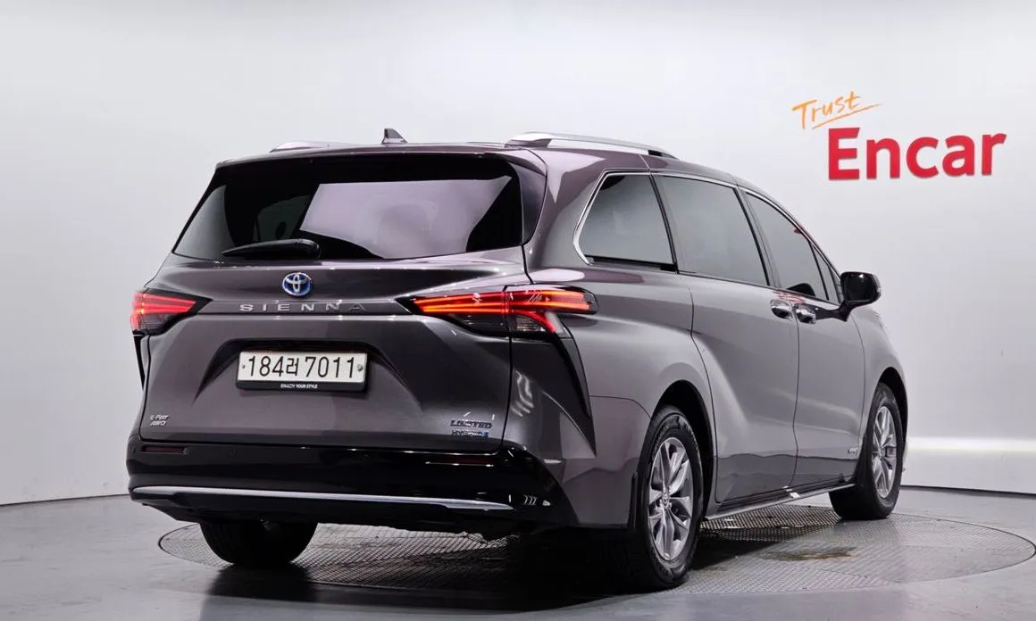Toyota Sienna 2021 из KR, фото 3