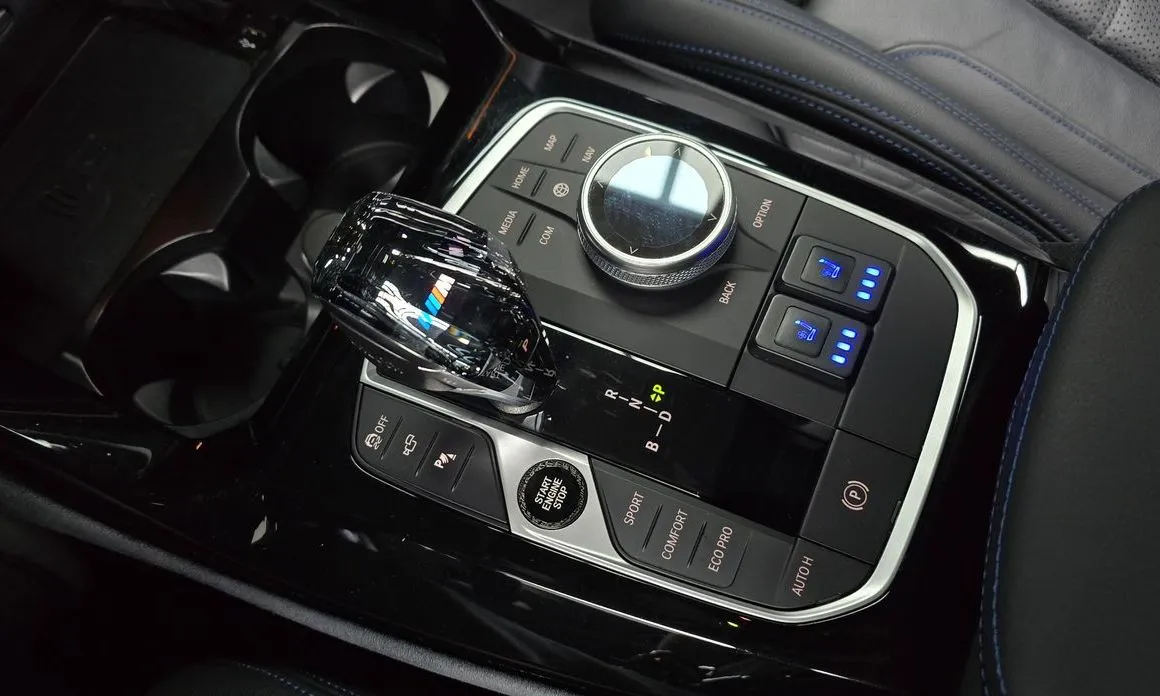 BMW iX3 2022 из KR, фото 10