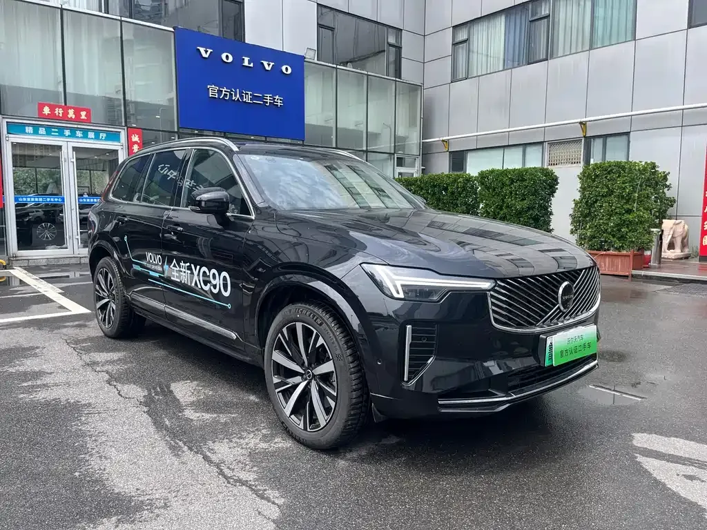 Volvo XC90 PHEV — фото 7