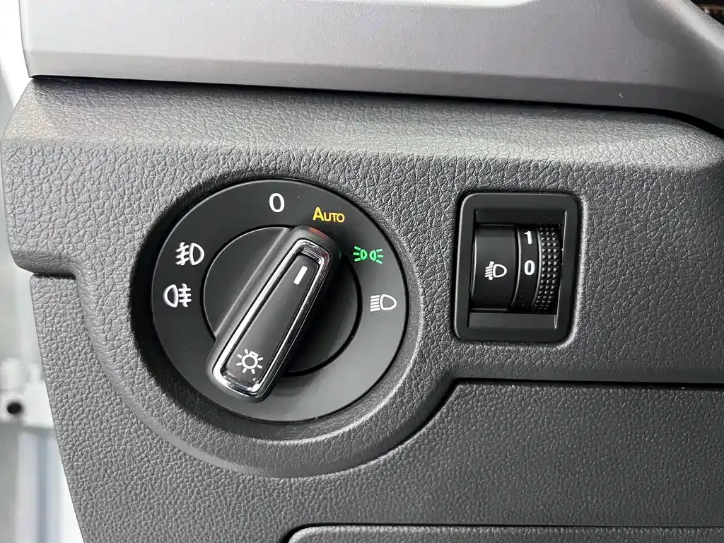 Volkswagen T-Cross — фото 10