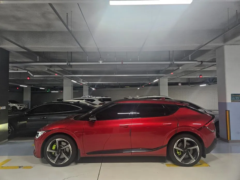Kia EV6 — фото 2