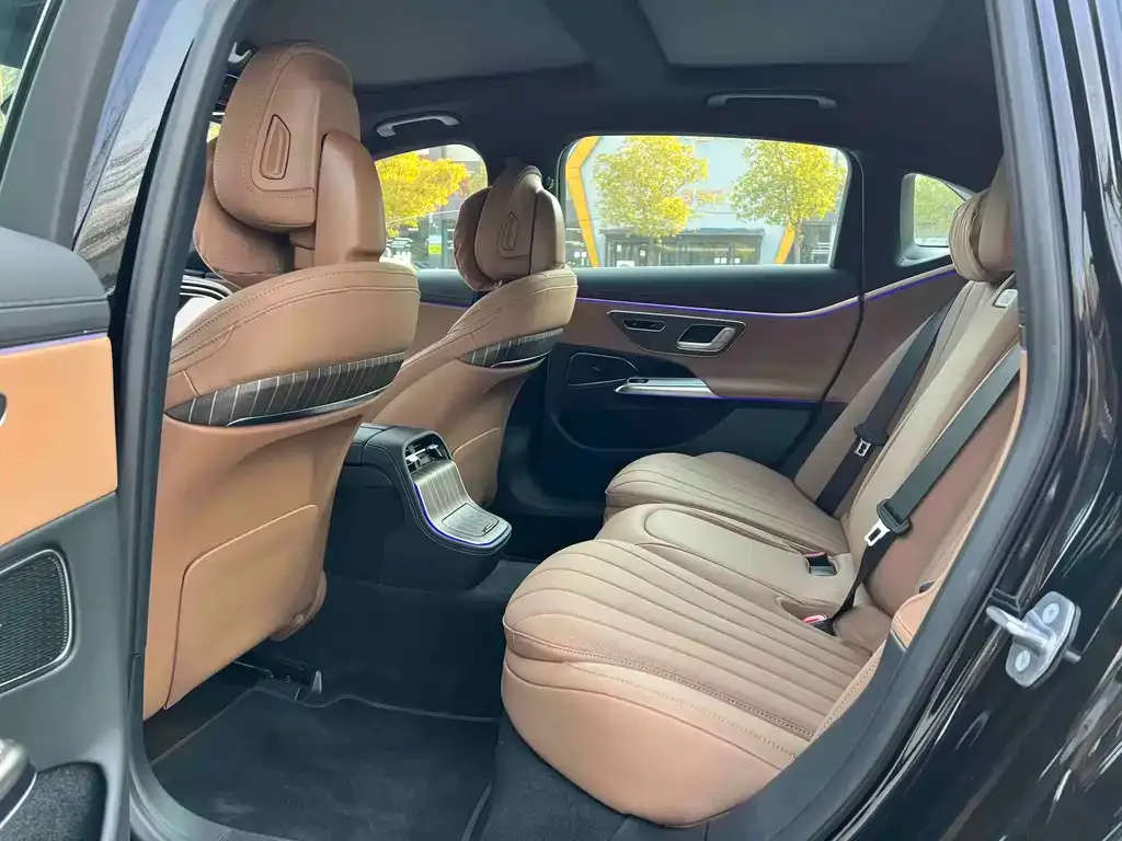 Mercedes-Benz E-Class New Energy — фото 2