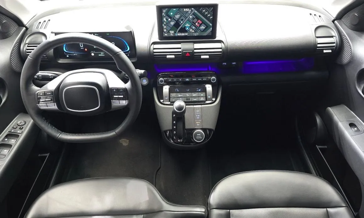 Hyundai Casper 2023 из KR, фото 3