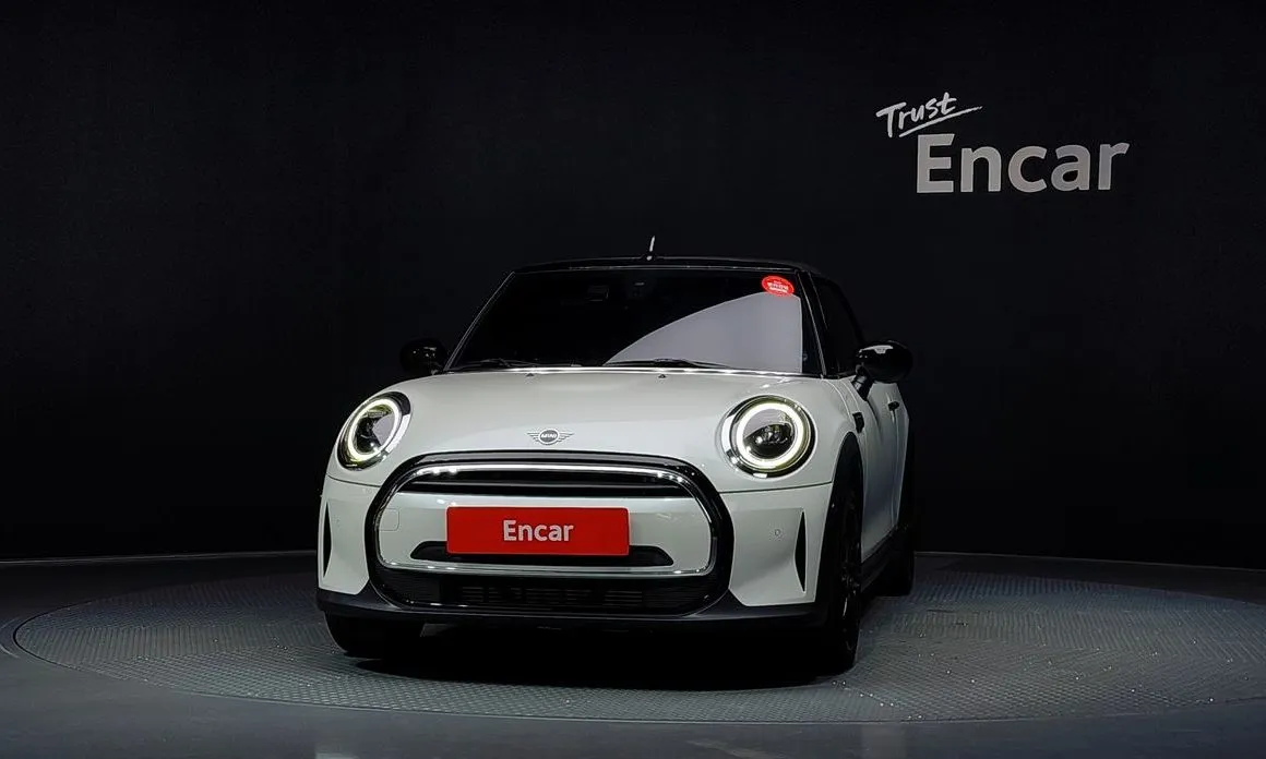 Mini Cooper Convertible 2024 из KR, фото 5