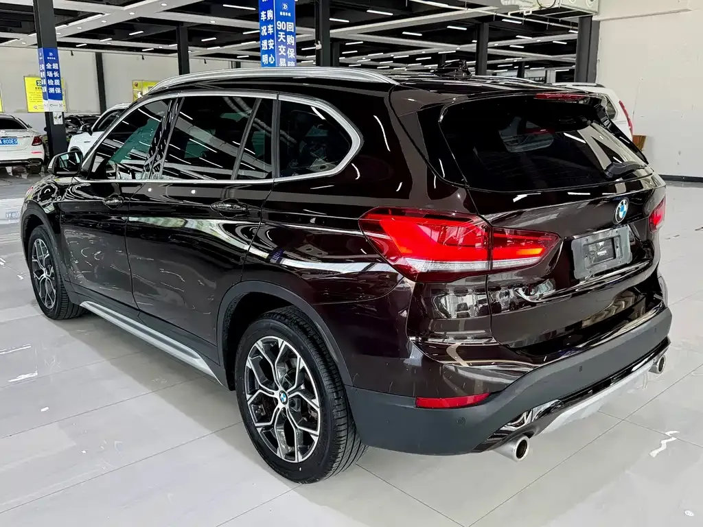 BMW X1 — фото 4