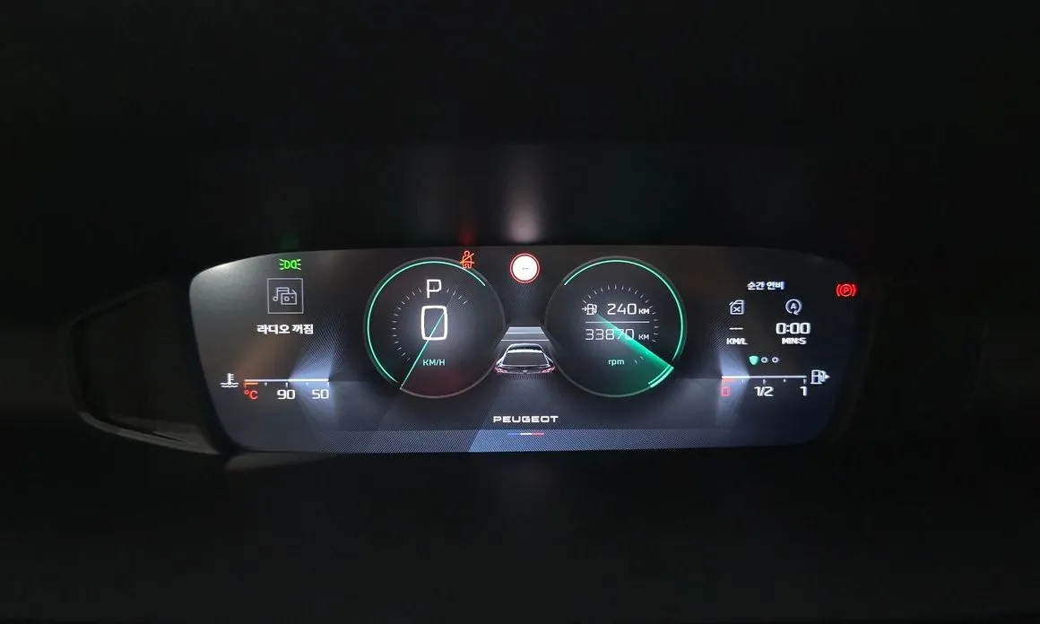 Peugeot 408 2023 из KR, фото 9