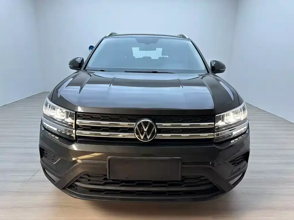 Volkswagen Tharu — фото 3