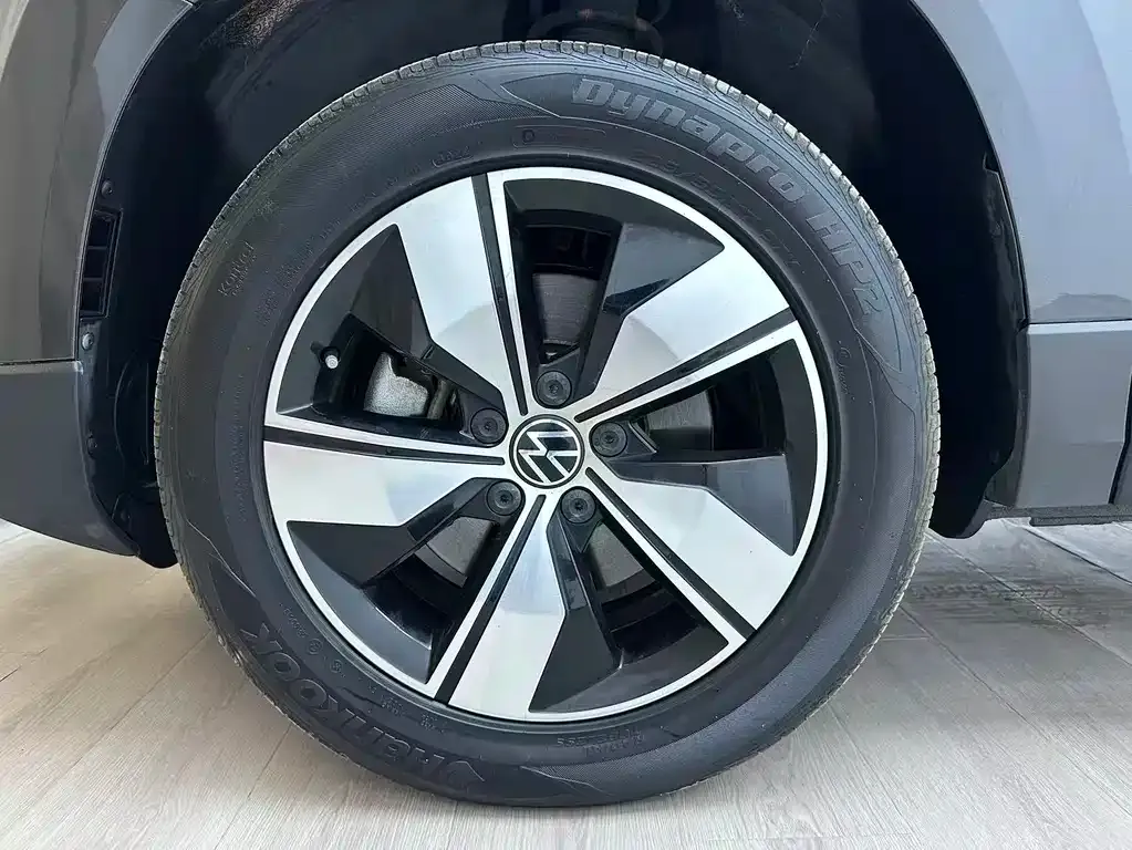 Volkswagen Tharu — фото 7