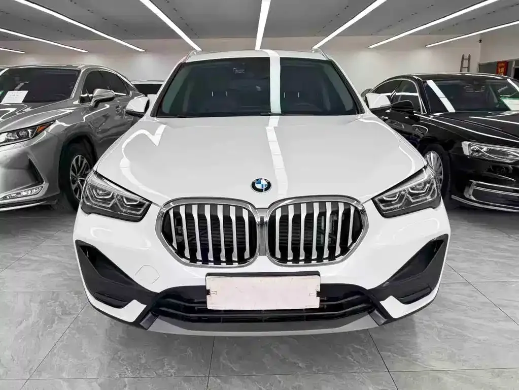 BMW X1 — фото 4
