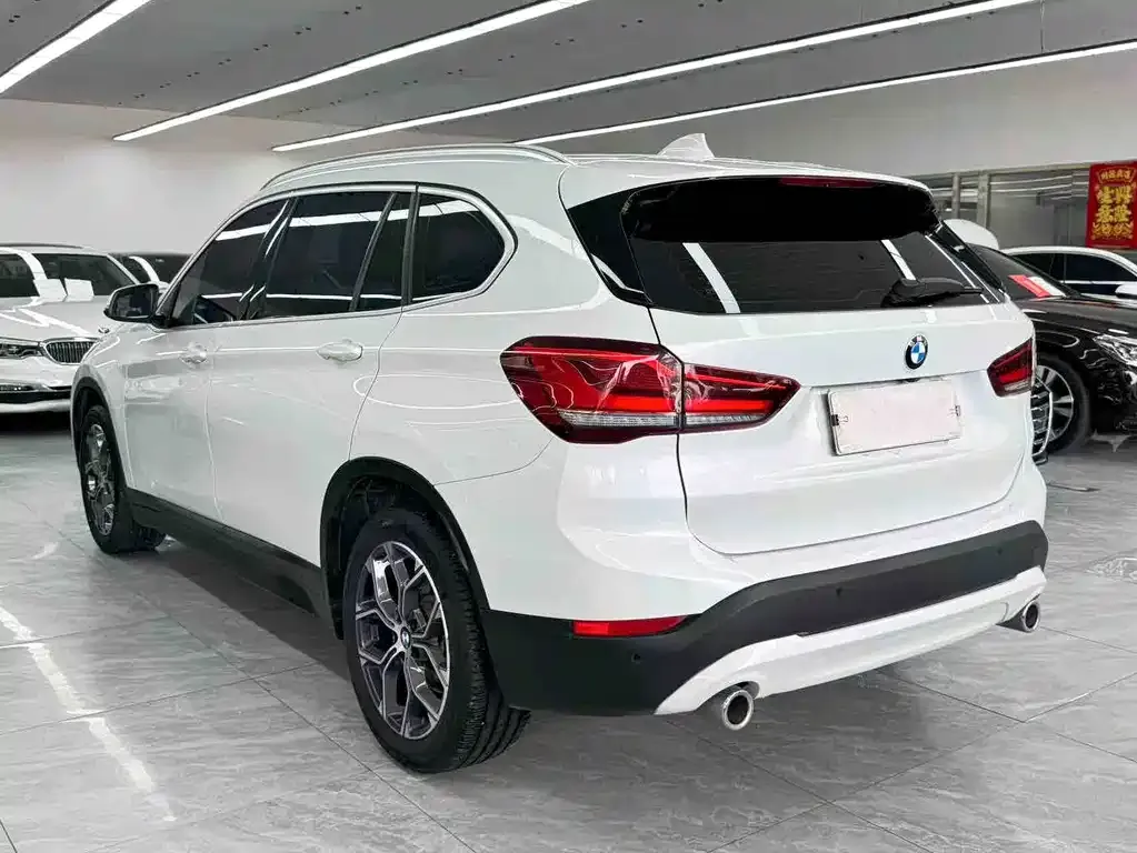 BMW X1 — фото 6