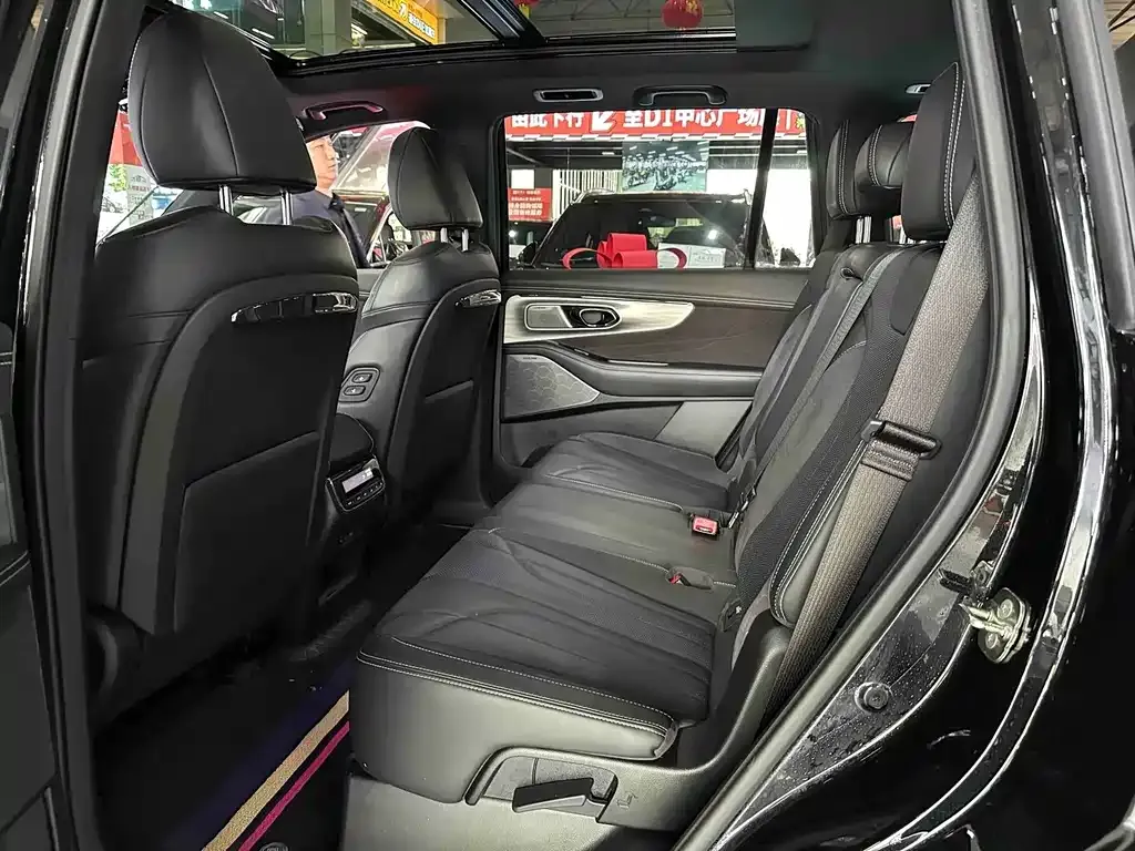 GAC Motor Trumpchi ES9 — фото 10
